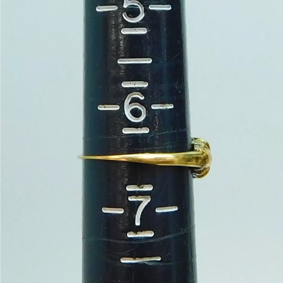 Estate Diamond ring. - Picture 8 of 8